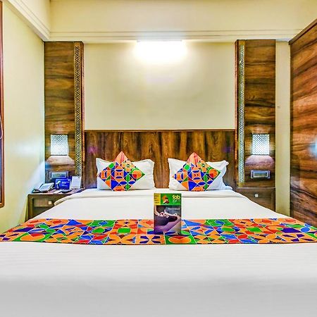 מומביי Hotel Crawford Inn מראה חיצוני תמונה