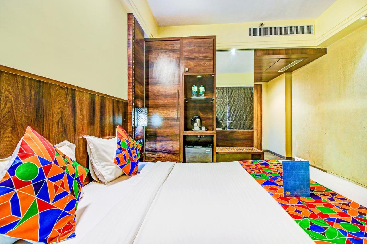מומביי Hotel Crawford Inn מראה חיצוני תמונה