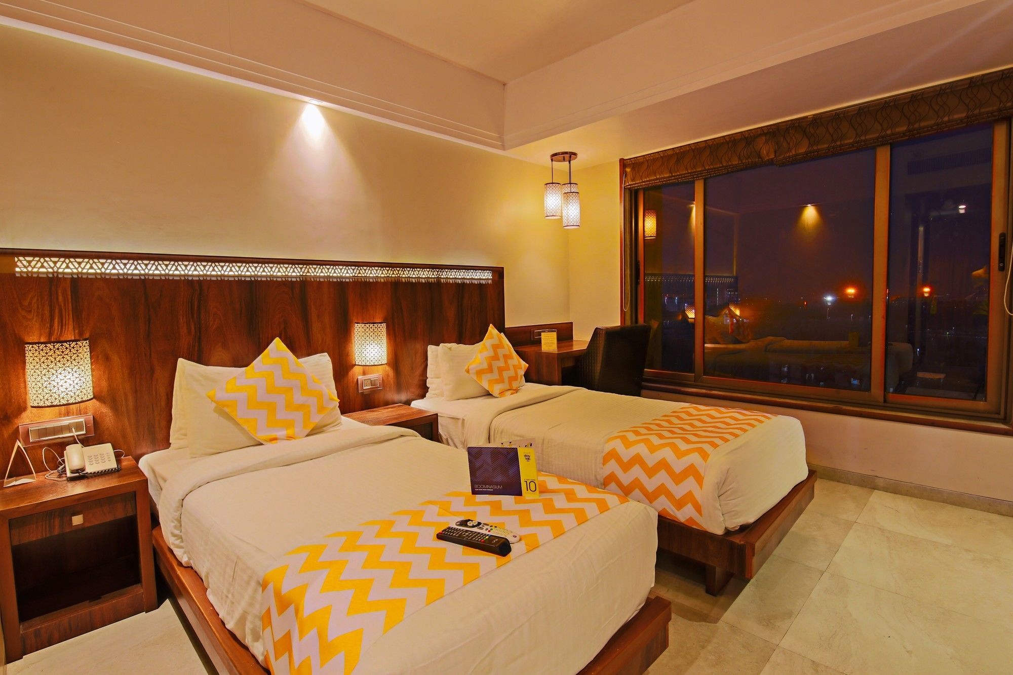 מומביי Hotel Crawford Inn מראה חיצוני תמונה